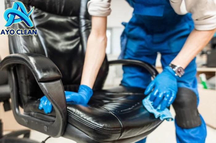 Cara Membersihkan Kursi Kantor Berbahan Kulit atau Vinyl - Distributor ...