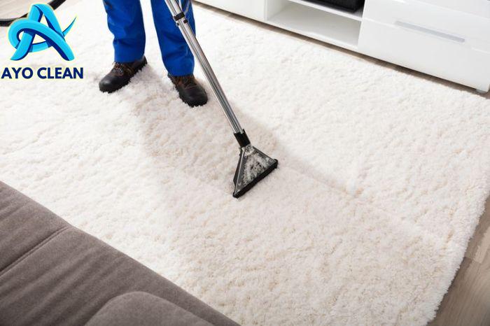 Agar Tak Cepat Rusak, Begini Cara Membersihkan Karpet dengan Vacuum Cleaner