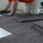Cara Memasang Karpet Lantai Plastik Dan Tile - HJKARPET.COM