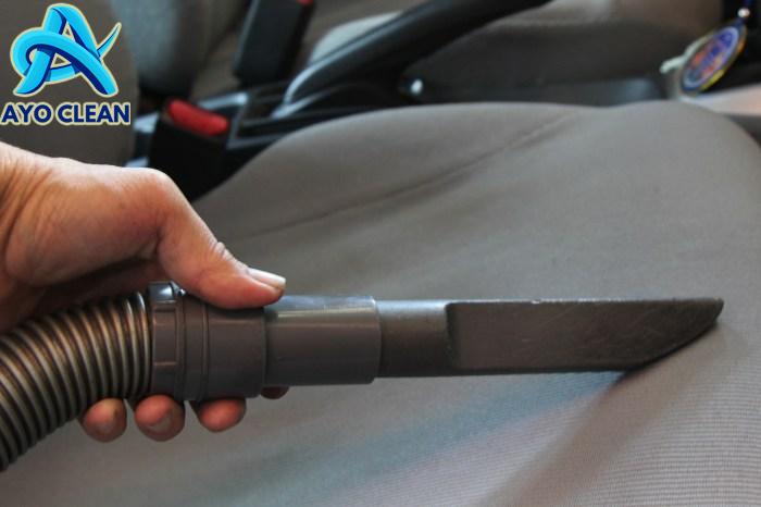 Toyota Alphard - Bangkok Airport Limo Transfer