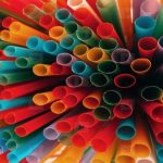 Cara membuat karpet dari sedotan