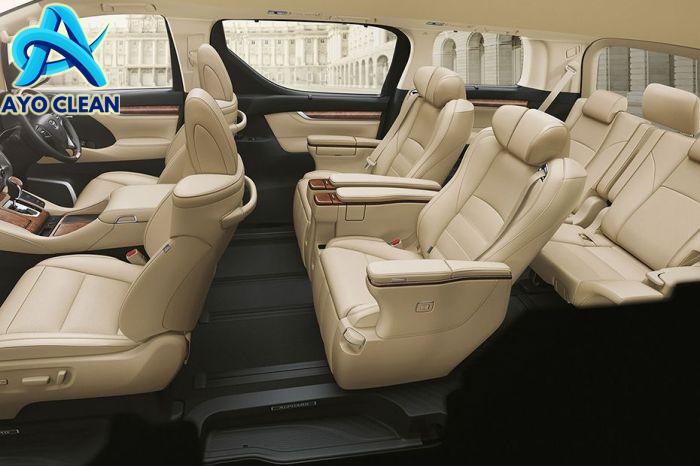 Cara membersihkan jok sofa mobil alphard