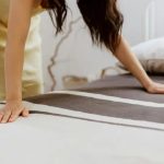 Urutan Cara Membersihkan Kasur Spring Bed yang Benar