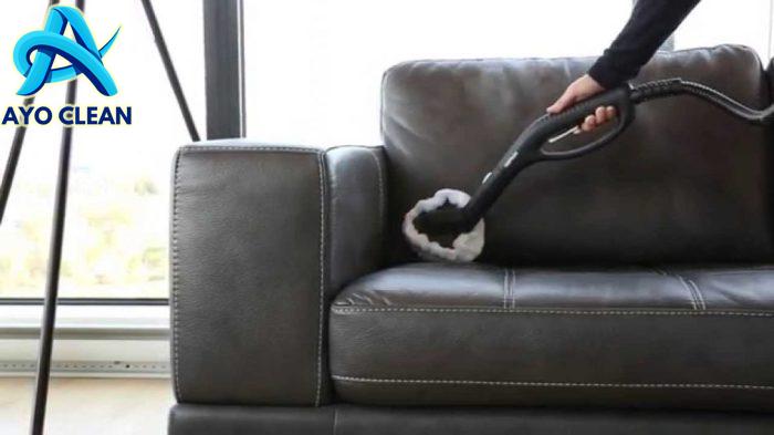 Kursi Kulit Sintetis, Perabotan Rumah di Carousell