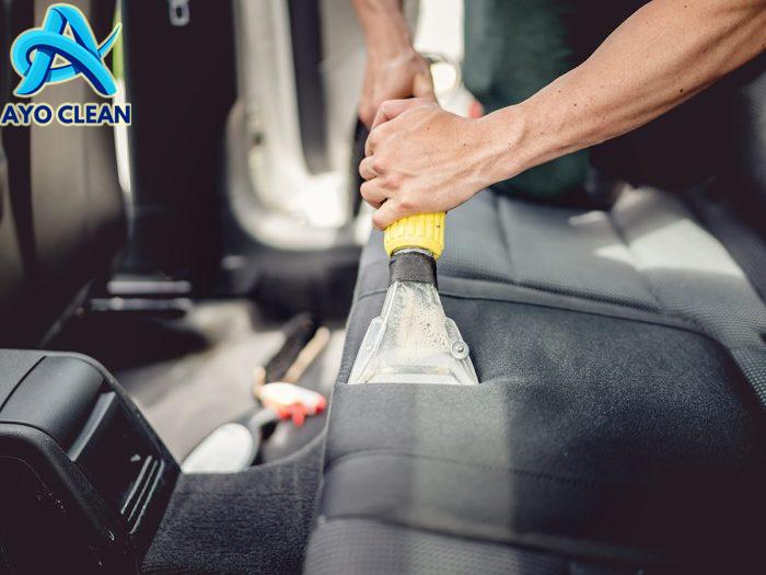 How To Clean Your Fabric Car Seats!