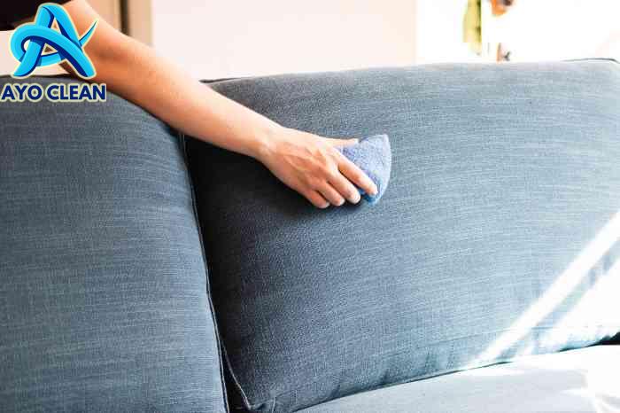How to Clean Couch Upholstery How to Clean Couch Upholstery